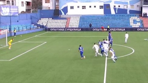 BOMBA! Kakav gol na meču Radnički - Radnik! Frank Kanute postigao pogodak kakav se retko viđa! (VIDEO)
