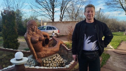 OD STAKLOGRAVERA, DO SLIKARA I TATU-MAJSTORA: Paraćinac Zoran Anđelković ima brojne talente (FOTO)