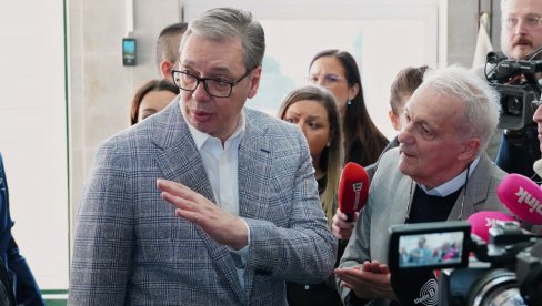 VIDEĆETE KOJOM VELIKOM BRZINOM ONI USPEVAJU TO DA URADE Vučić: Smajli će dati dodatni zamajac za razvoj opština