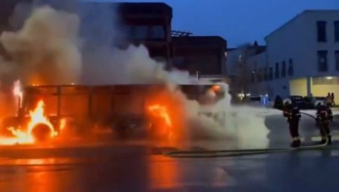POLIO SE BENZINOM, PA SE ZAPALIO U AUTOBUSU: Šestoro mrtvih i petoro povređenih u Švajcarskoj (FOTO/VIDEO)