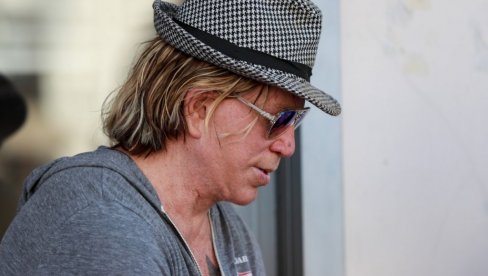 MIKI RURK DOTAKAO DNO: Nećete verovati šta ga je snašlo