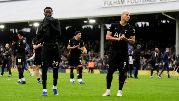 ТОТЕНХЕМ НИКАД ОВО НИЈЕ ДОЖИВЕО: Певци не могу да се саставе, а негатвни рекорди се нижу