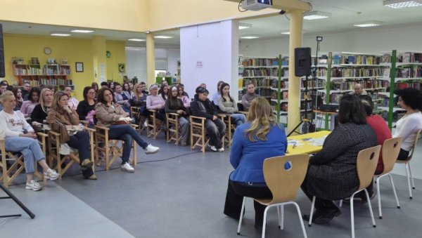 ПОДРШКА БЕЗ ПРЕДРАСУДА: У Краљеву одржана трибина посвећена деци са дијабетесом