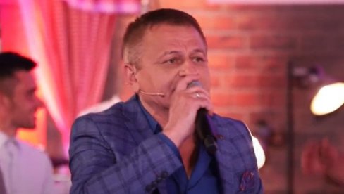 НИСАМ БИО НА ОЧЕВОЈ САХРАНИ: Наш познати певач је на почетку каријере отишао у Немачку, а после само 10 дана је чуо страшне вести