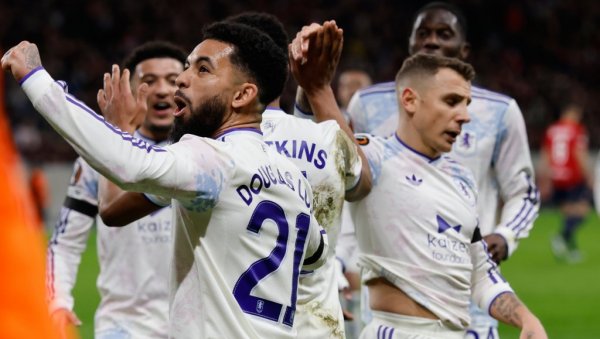 ВОТКИНС ЈУНАК АСТОН ВИЛЕ: Тим из Бирмингема победио џелата Црвене звезде у Лиги Европе