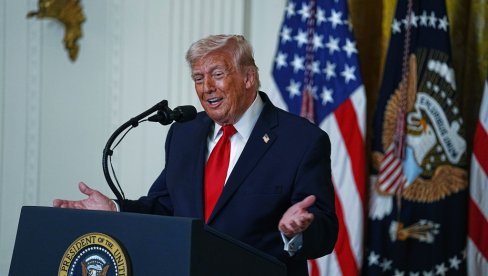 KUBA PUCA IZNUTRA, TRAMP SPREMAN: Američki lider strpljiv da vidi ishod rata na Bliskom istoku pa će se, kako kaže, obračunati sa Havanom