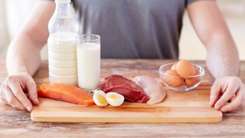 KOLIKO NAM JE PROTEINA POTREBNO DNEVNO? Evo kako da izračunate svoju idealnu količinu