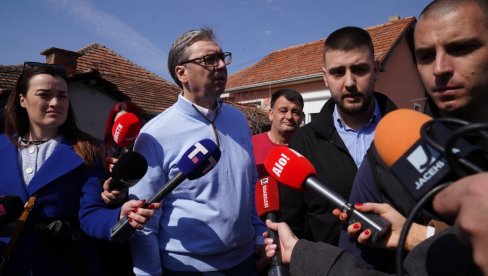 MI GRADIMO DIGITALNU ARMIJU Vučić odgovorio na laži Šolakovih medija - Prijatelji su nam Izraelci i Arapi