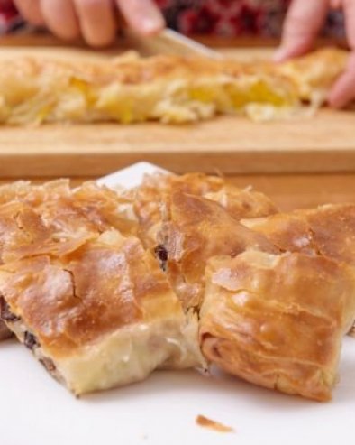 РЕЦЕПТ ЗА ПОСНУ МАНАСТИРСКУ ПИТУ ИЗ 19. ВЕКА: Уживаћете у савршеном укусу, а бића вам потребна само 4 састојка