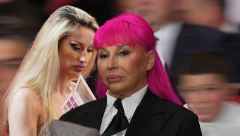 Молим Бога за Зорицу Брунцлик, идем сад у цркву! Ја више не могу, ово је страшно - она је млада и супер изгледа