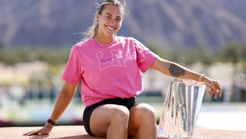 BRATE, TI SI BAŠ PAO SA MARSA! Ameri se žestoko obrukali kad su trebali da se poklone Arini Sabalenki