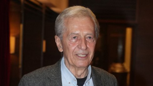 АНЕГДОТА ИЗ ЖИВОТА МИРОСЛАВА ИЛИЋА: Враћао се из кафане колима, па га зауставила полиција - ево како је успео да избегне казну