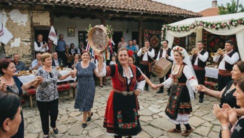 ZNATE LI ŠTA JE SVEKRVINO KOLO? Svadbe u Vranju ne mogu da se zamisle bez čuvene igre, a od običaja ne odustaju ni buduće snaje