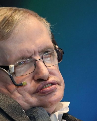 ХОКИНГ ОСТАВИО ЖЕНУ ПОСЛЕ 20 ГОДИНА ЗБОГ НЕГОВАТЕЉИЦЕ: И од ње развео због 39 година млађе, а нашао се и у Епстајновим фајловима