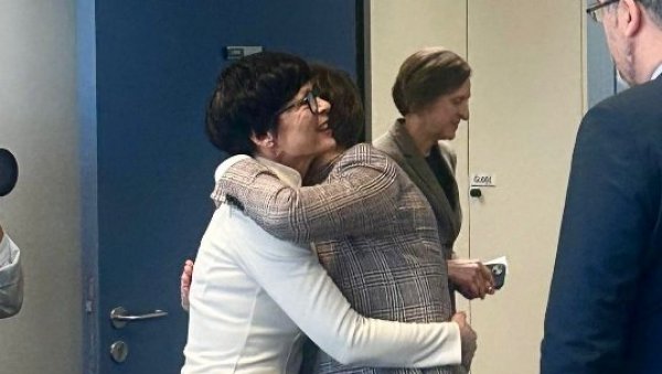 АНА БРНАБИЋ У БРИСЕЛУ: Велика захвалност госпођи Кос на посвећености и подршци коју пружа нашој земљи (ФОТО)