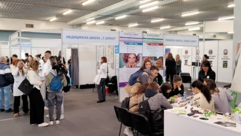 PUTOKAZI“ ZA IZGRADNJU SIGURNIJE BUDUĆNOSTI: U Novom Sadu danas počeo Sajam obrazovanja