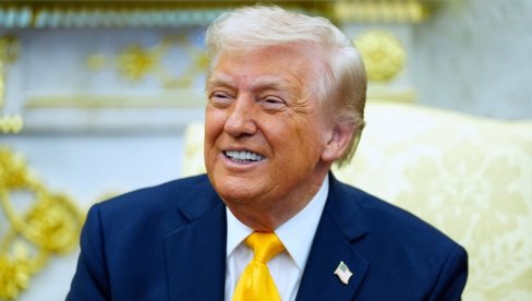 ИРАН ЈЕ УЧИНИО НЕШТО НЕВЕРОВАТНО Трамп: Дао је поклон Америци у форми безбедног проласка више танкера кроз Ормуски мореуз