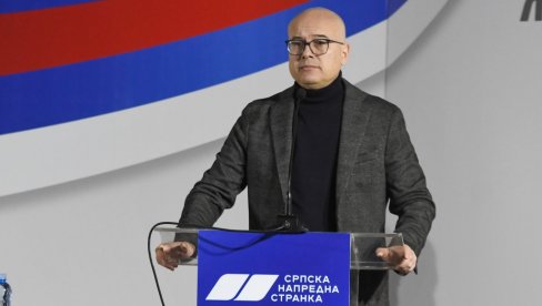 МИ СЕ НАШИХ КАНДИДАТА НЕ СТИДИМО Вучевић у Аранђеловцу: Доста је било зла и подела, у недељу убедљиво да победимо