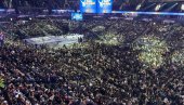 ПОГЛЕДАЈТЕ СПЕКТАКУЛАРНЕ ПРИЗОРЕ ИЗ АРЕНЕ: Више од 30.000 људи скандира Александар Вучић (ВИДЕО)