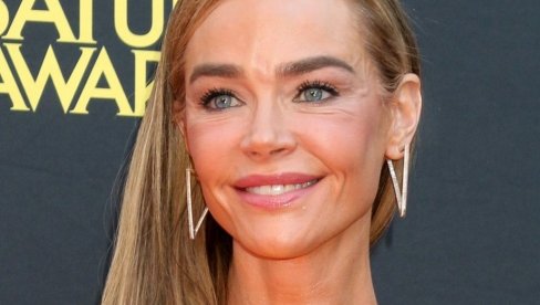 БОМБА ИЗ ДЕВЕДЕСЕТИХ ПРОГОВОРИЛА О ЗАТЕЗАЊУ ЛИЦА: Погледајте како је изгледала некад, а како сада (ФОТО)