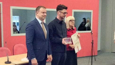 НАГРАДА САВА ШУМАНОВИћ НЕМАЊИ НИКОЛИЋУ: У Новом Саду завршени Међународни сајам књига и изложба уметности