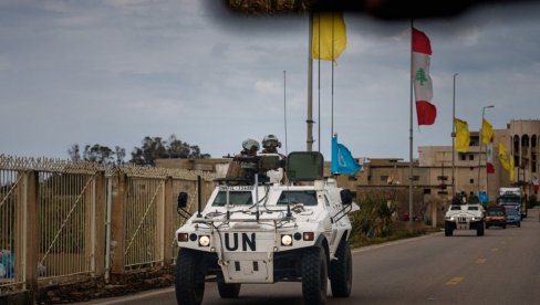 ЗГРАДА УН У ЛИБАНУ ПОГОЂЕНА ПРОЈЕКТИЛОМ: Верујемо да је ракету испалио недржавни актер“