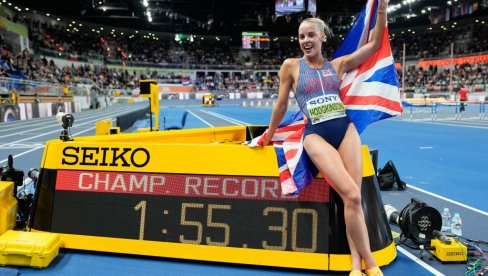 ПРЕ БИ ЈЕ ПУСТИЛИ ДА УЂЕ СА ПУТИНОМ: Славна Британка у шоку због тога шта јој Пољаци нису дозволили да унесе у земљу