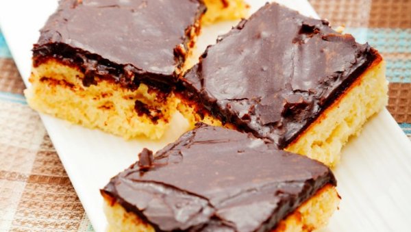 ЛЕП НА ОКО И УКУСАН: Јафа колач, непревазиђена комбинација поморанџе и црне чоколаде