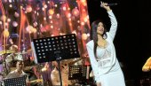 NJEN PEČAT JE KVALITET U PEVANJU: Tanja Savić kao treća gošća zablistala na koncertu Snežane Đurišić (FOTO)