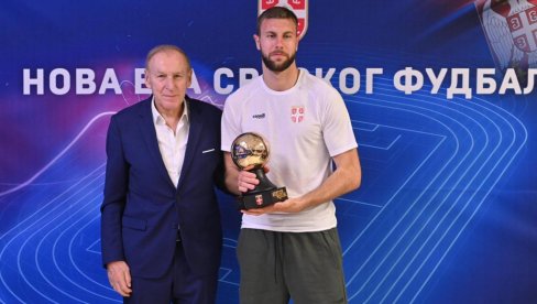 DAO EVROGOL, PA NAGRAĐEN U REPREZENTACIJI! NJegove emotivne reči naježiće svakog Srbina!