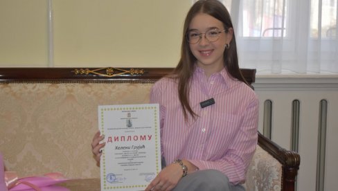 OSMISLILA BOLJA I JEFTINIJA SOČIVA, PA PUTUJE U INDIJU: Helena Grujić iz Kikinde pobedila na državnom takmičenju istraživača (FOTO)