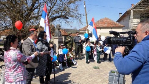 OBRUŠIO AVION NA TERORISTIČKO SKLADIŠTE: Sećanje na junačku smrt Živote Đurića, prvog pilota koji je nastradao u NATO agresiji (FOTO)