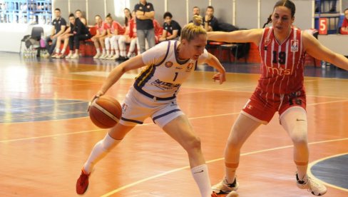 UBEDLJIVE CRVENO-BELE: Košarkašice Kraljeva poražene od Crvene Zvezde