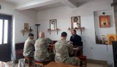 SPOZNAJA BOGA NA KiM: Američki vojnici iz KFOR-a primaju pravoslavlje