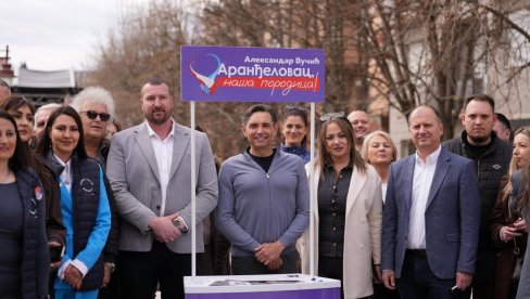 ALEKSANDAR VULIN RAZGOVARAO SA GRAĐANIMA ARANĐELOVCA: Glasajte za svoje komšije, za porodicu