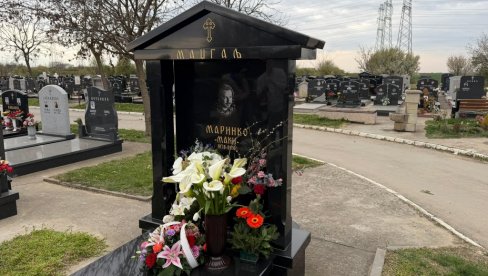 СЕЋАЊЕ КОЈЕ НЕ БЛЕДИ: Одржан десетогодишњи помен Маринку Маџгаљу на Новом бежанијском гробљу (ФОТО/ВИДЕО)