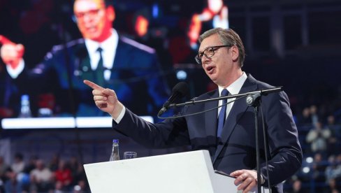 SKANDALOZNO: Profesor “povijesti” iz Zadra traži Vučićevu glavu