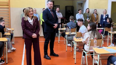 GEOMETRIJA I PROCENTI NAMUČILI OSMAKE: Testom iz matematike počela proba male mature