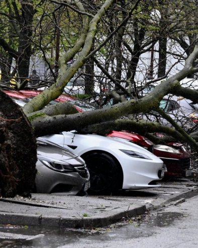 ХАОС У ХРТВАТСКОЈ: 18 хиљада људи без струје, најгора ситуација у Загребу
