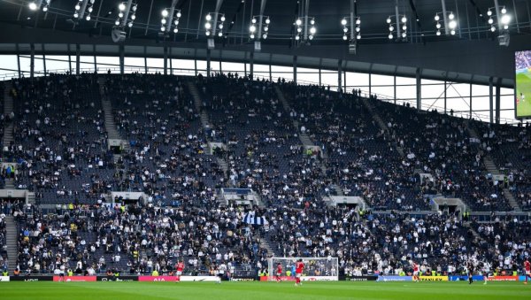 КАД ЈЕ ТЕШКО ОН ЈЕ УВЕК ТУ: Тотенхем позива у помоћ човека који зна како се остаје у лиги?