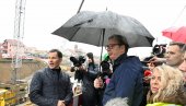 СРЕЋАН САМ ШТО ОВО РАДИМО, ЈЕР СУ ТО ОГРОМНЕ, СТРАТЕШКЕ СТВАРИ ЗА ЗЕМЉУ Вучић обишао градилиште у оквиру ЕXПО пројекта