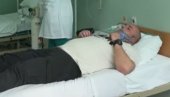 ОВО ЈЕ РЕЗУЛТАТ БЛОКАДЕРСКОГ ТЕРОРА У БОРУ: Човек у тешком стању у болници (ВИДЕО)