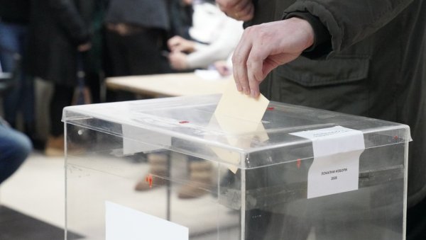 ПРЕСЕК ИЗЛАЗНОСТИ ДО 18 ЧАСОВА: Локални избори у Србији