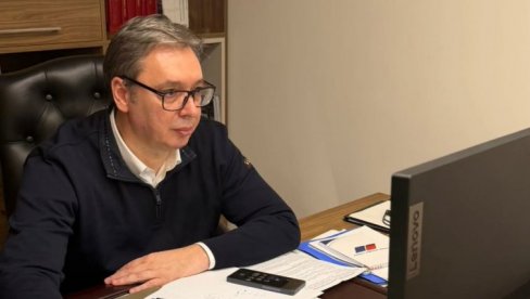 ОСТАЈЕМ У КАНЦЕЛАРИЈИ ДА АНАЛИЗИРАМ РЕЗУЛТАТЕ: Вучић након конференције на којим је саопштио резултате избора