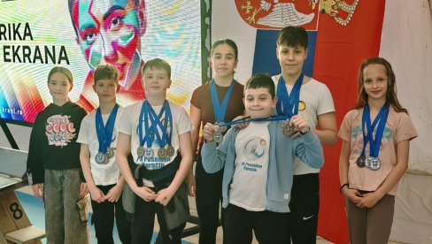 ISPLIVALI 17 MEDALJA: Takmičari Posejdona na mitingu Živojin Mišić  u Valjevu