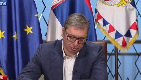 BILO IM JE POTREBNO JEDNO 12 SATI DA OPRAVDAJU ZLOČIN KOJI SE DOGODIO NA FILOZOFSKOM FAKULTETU Vučić: Morate bolje da razmišljate