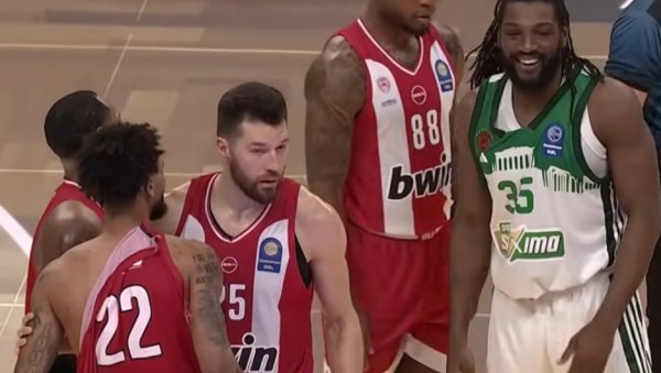 ХАОС У ГРЧКОМ ДЕРБИЈУ: Општа туча, у сукобу Дорси и Нан (ВИДЕО)