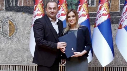 PODRŠKA DRŽAVE: Lozničanima obezbeđen novac za ličnog pratioca deteta