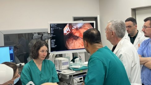 ZA POLA SATA LEČE GORUŠICU: U UKCS prvi put primenili endoskopsku TIF metodu kod dva pacijenta