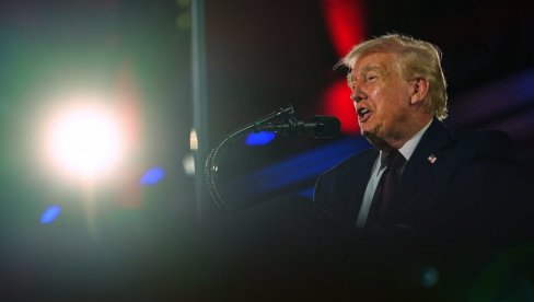 TRAMP ĆE U OBRAĆANJU PROGLASITI POBEDU NAD IRANOM? Prebaciće krivicu i optužiti NATO saveznike